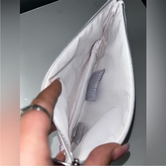 New Miss Dior Floral Cosmetic Bag - Picture 5 of 6